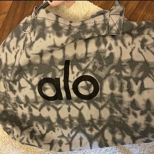Alo tote yoga bag